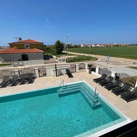 Vila Softic Azra Umag Kültér fotó